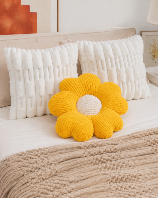 Pack Cojin Flor + 2 fundas de cojines Decorativos